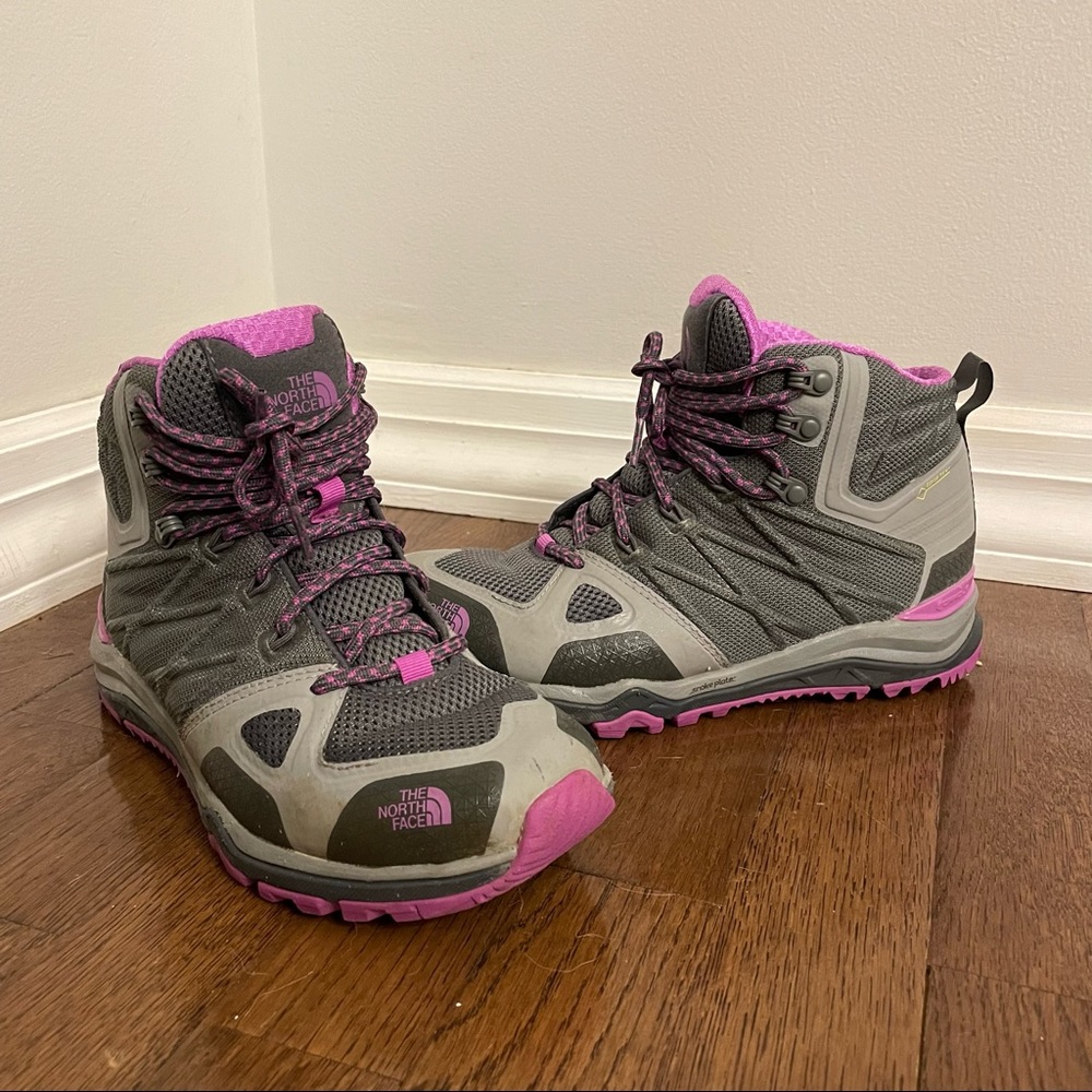 Women’s North Face Hiking Boots